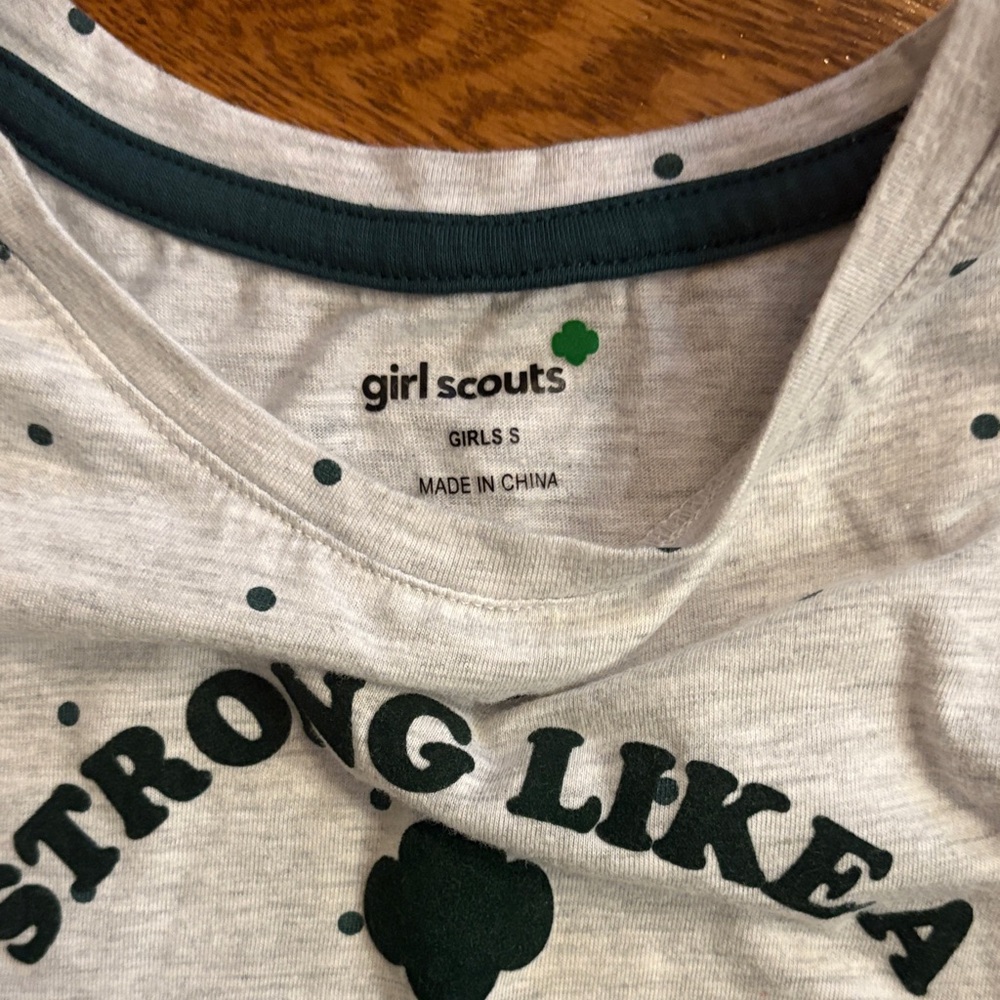 Like New Girl Scouts Polka Dot Kids Shirt - Picture 3 of 4